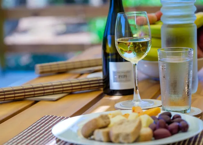 Rikia Seaside House *